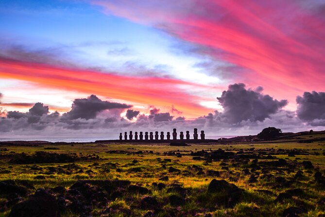 2-day-small-group-tour-in-moai-monuments-and-historic-pathways