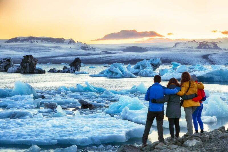 2-day-south-coast-blue-ice-cave-glacier-lagoon-tour