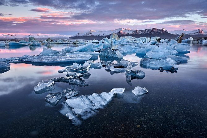 2-day-south-coast-waterfalls-jokulsarlon-glacier-lagoon-and-hike-from-reykjavik