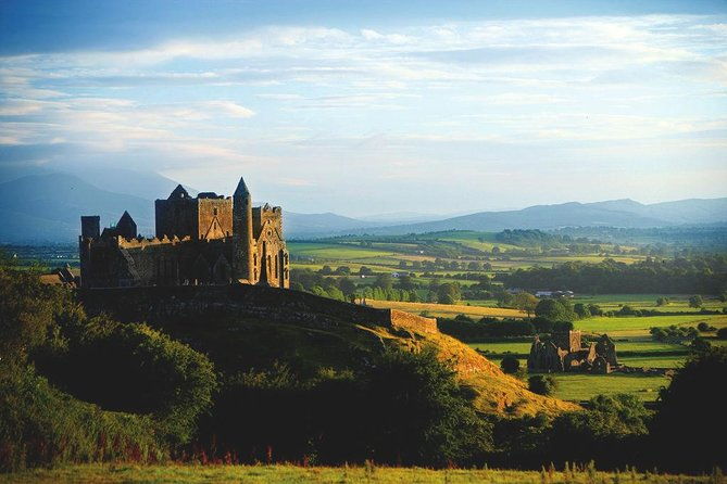 2-day-southern-ireland-tour-from-dublinincluding-blarney-and-cliffs-of-moher