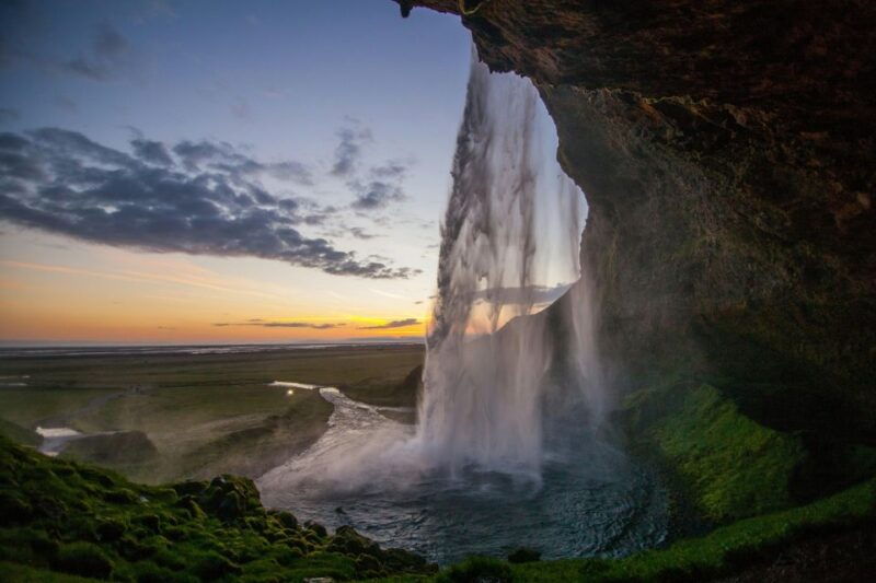 2-day-summer-iceland-tour-to-south-coast