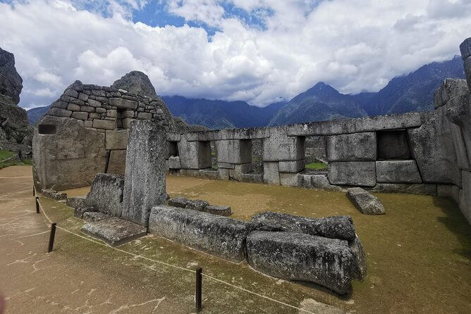2-day-tour-in-sacred-valley-and-machu-picchu-from-cusco