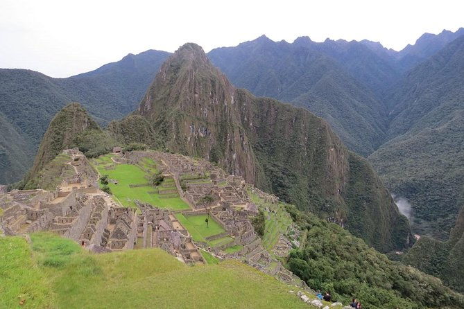 2-day-tour-sacred-valley-and-machu-picchu-by-train-2