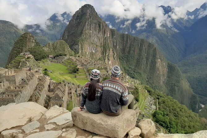 2-day-tour-sacred-valley-and-machu-picchu-by-train-2