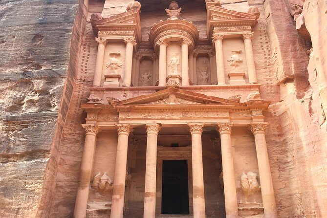 2 Day Tour to Petra and Wadi Rum from Tel Aviv - Exploring the 2-Day Tour to Petra and Wadi Rum from Tel Aviv