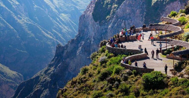 2-day-tour-to-the-colca-valley-and-the-condor-cross