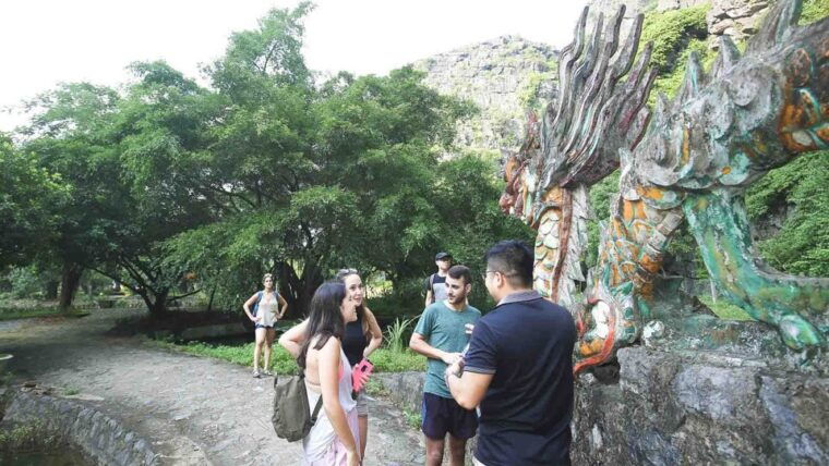 2-day-trang-an-mua-cave-cycling-with-bungalow-stay