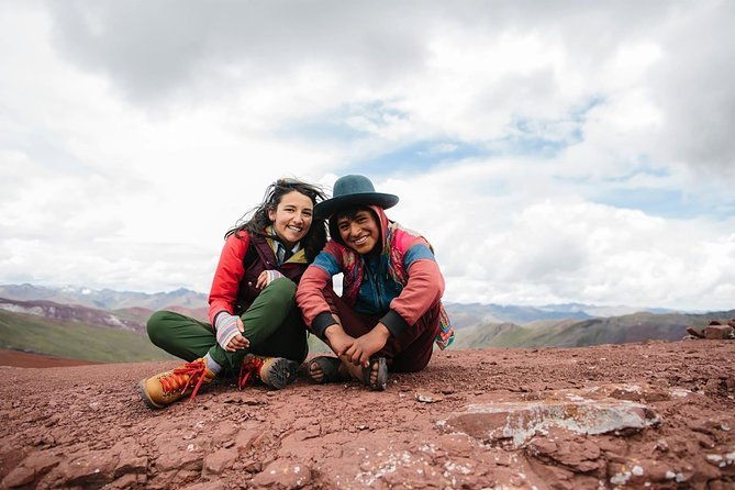 2-day-trek-to-rainbow-mountain-from-cusco-with-exclusive-mountain-camps