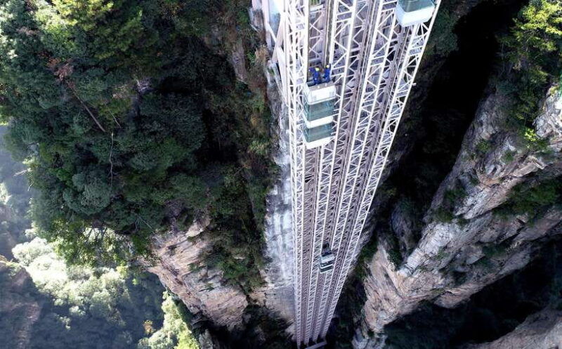 2-day-zhangjiajie-tour-including-yuanjiajie-mountains