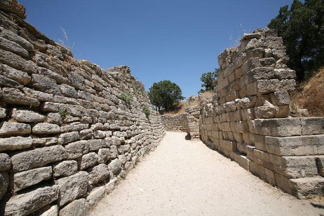 2-days-1-night-gallipoli-troy-tour-from-istanbul-new-museum-of-troy-included