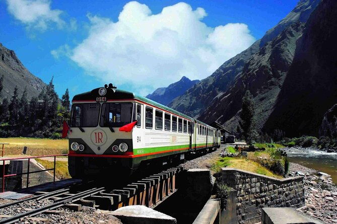 2-days-1-night-in-machu-picchu-with-tourist-train-and-entrance