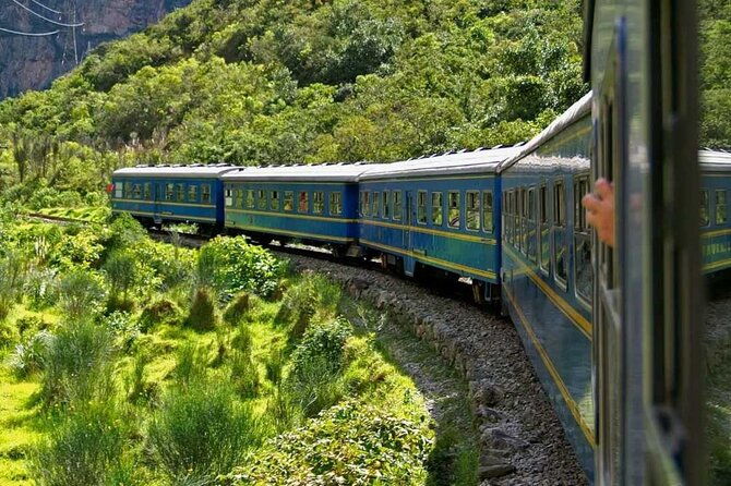 2-days-1-night-in-machu-picchu-with-tourist-train-and-entrance