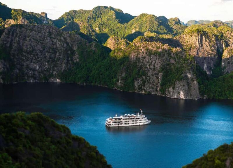 2 Days 1 Night Signature Voyage with Au Co Cruise - Key Points