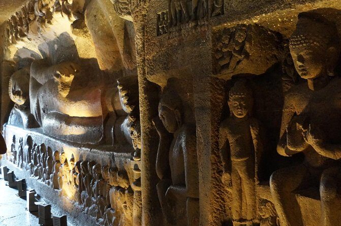 2-days Ajanta Ellora tour package by private cab from Aurangabad - Key Points