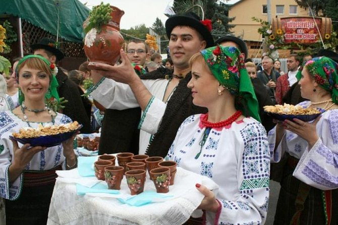 2-days-an-interesting-tour-old-orheicricova-transnistria