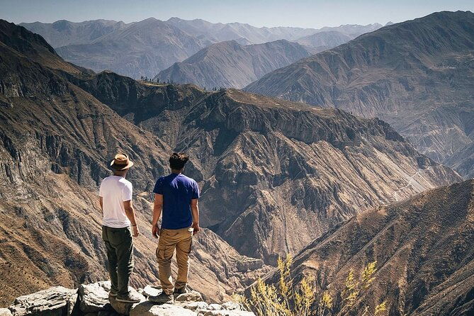 2-days-and-1-night-trekking-through-colca-canyon