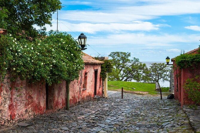 2-days-and-1-night-visiting-colonia-and-montevideo