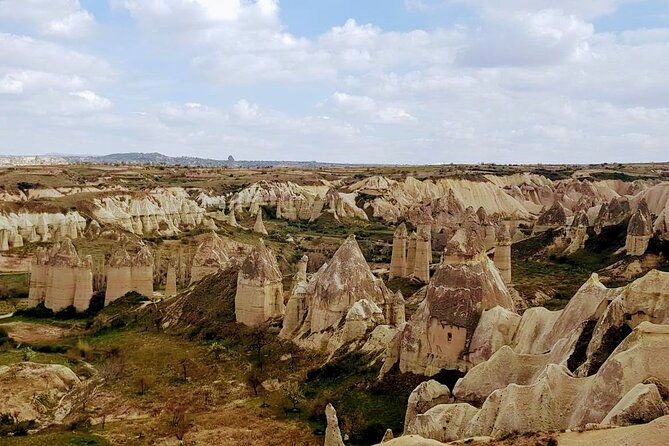 2-days-cappadocia-tour-car-guide-2