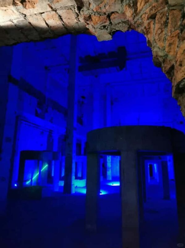 2 Days Chongqing's Underground Wonders and Mountain Kingdoms - Natural Wonders of Wuling Mountain Grand Canyon