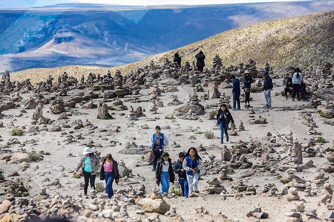 2-days-colca-canyon-tour-with-transfer-to-puno