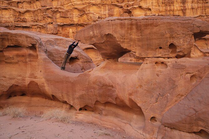 2 Days Guided Hiking Tour To Wadi Rum Jebal Al Hash - Authenticity and Traveler Reviews