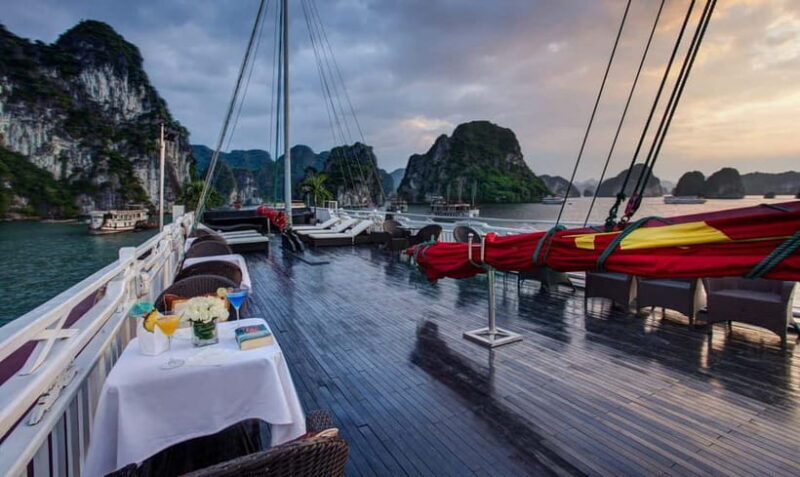2 Days: Ha Long Bay overnight cruise with private balcony - Key Points