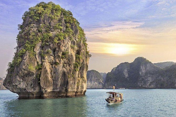 2 Days Halong Bay 3* Cruise Including Transportation from Hanoi - The Experience: What to Expect on a 2-Day Halong Bay Cruise