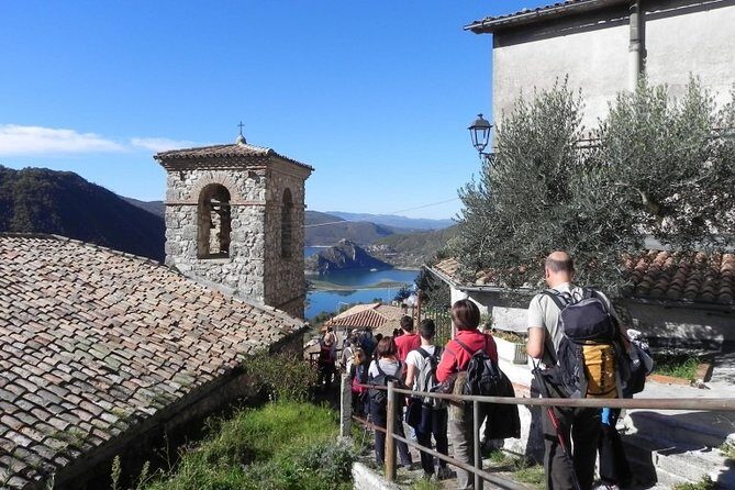 2 days: Hike the peak, Kayak the lake, visit Castle and best food - FAQ