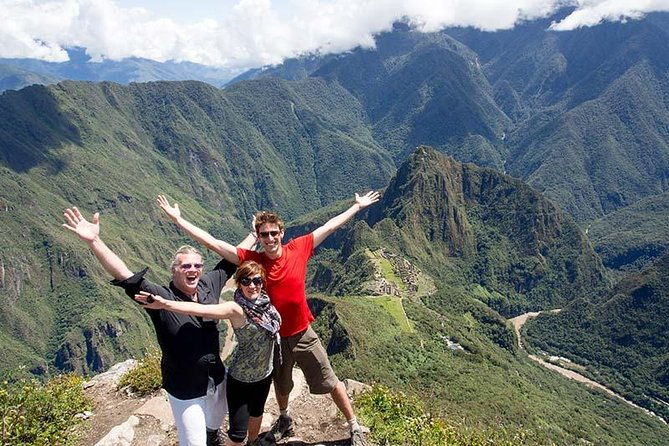 2-days-inca-trail-to-machu-picchu-with-hotel