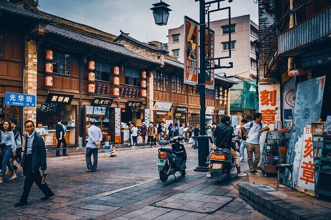 2 Days Kunming City Tour with Professional Private Tour Guide - Authenticity and Local Insights