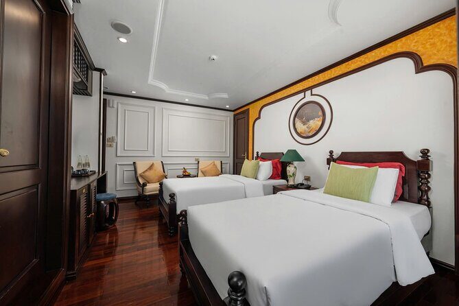 2 days or 3 days Luxury Bai Tu Long Bay Cruise - Key Points