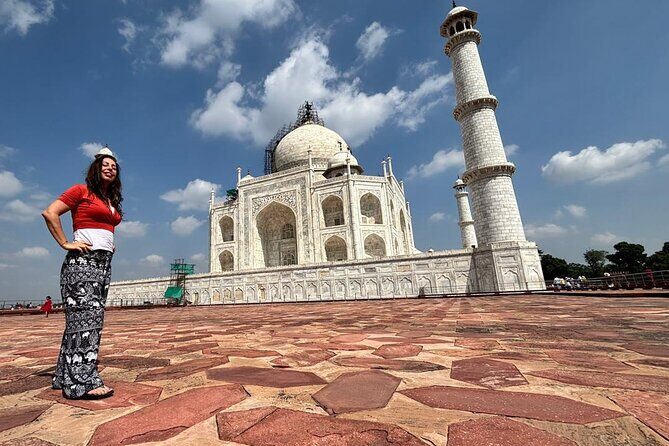 2 Days Overnight Taj Mahal and Agra Tour From Delhi - Detailed Breakdown of the Itinerary