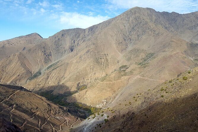 2 Days Private Hiking Toubkal Mountain from Marrakech - Key Points