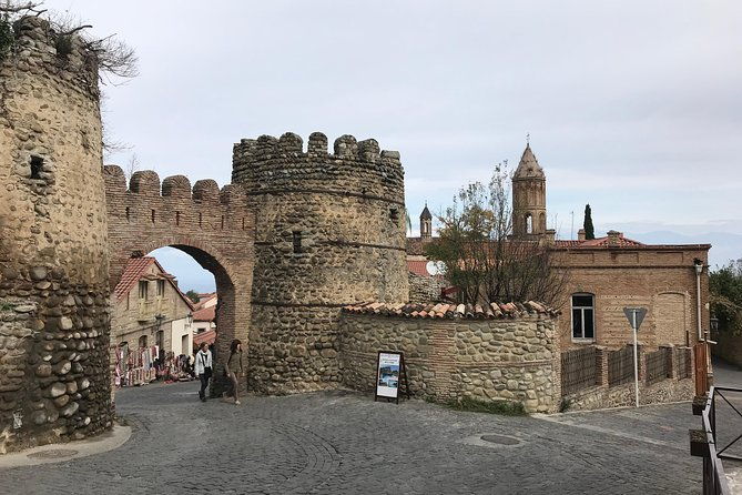 2-days-private-organic-wine-tour-to-kakheti-region-via-rustavi-and-david-gareja