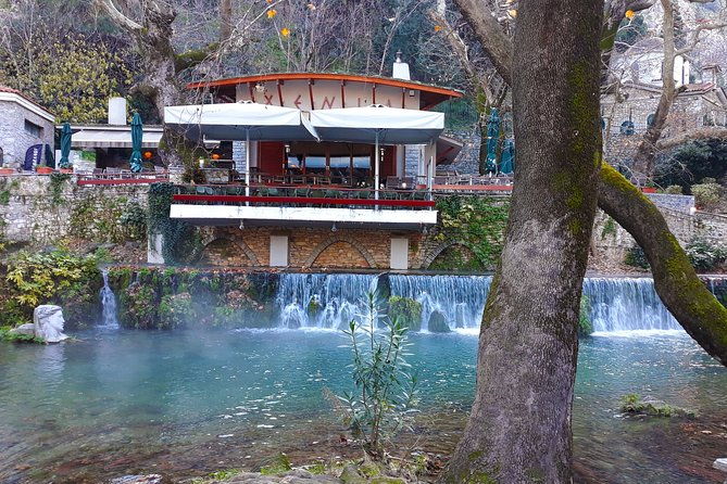 2-days-private-tour-delphi-apollo-oracle-meteora-orthodox-monasteries