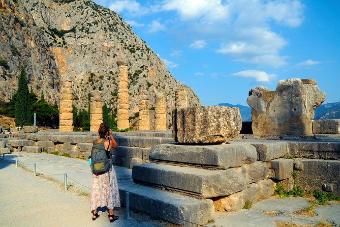 2-days-private-tour-delphi-apollo-oracle-meteora-orthodox-monasteries
