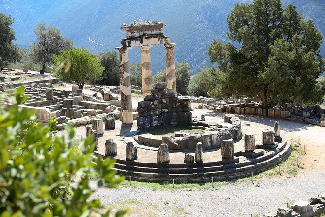 2-days-private-tour-delphi-mycenae-corinth