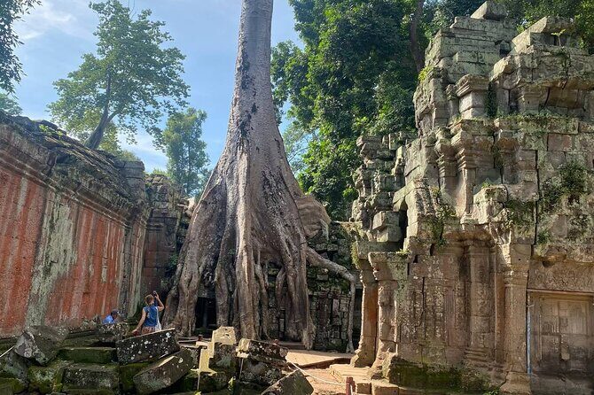2 Days Private Tour Discovering Angkor Wat and Floating Village - Pricing and Value Consideration