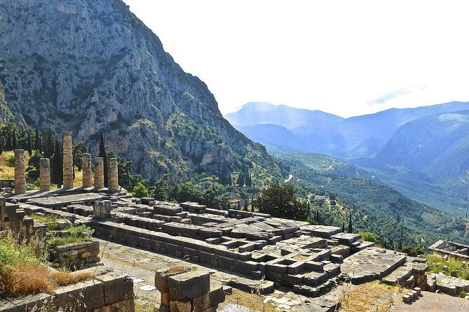 2-days-private-tour-from-athens-to-delphi-and-meteora
