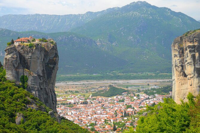 2-days-private-tour-to-delphi-and-meteora