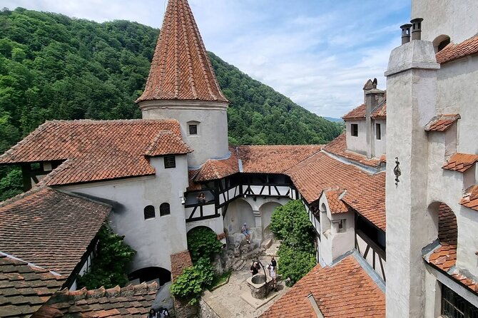 2-days-private-tour-to-transylvania-brasov-sighisoara-sibiu