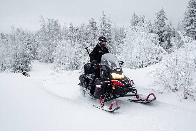 2-days-snowmobile-raid-in-finnish-lapland