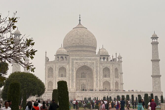 2 days Tour - Delhi Local and Sunrise Agra ( Tajmahal Tour ) - Key Points