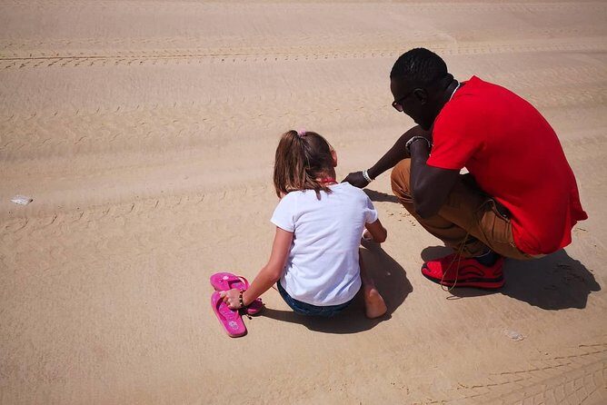 2 days tour Pink lake- desert of Lompoul 2 people minimum - FAQs