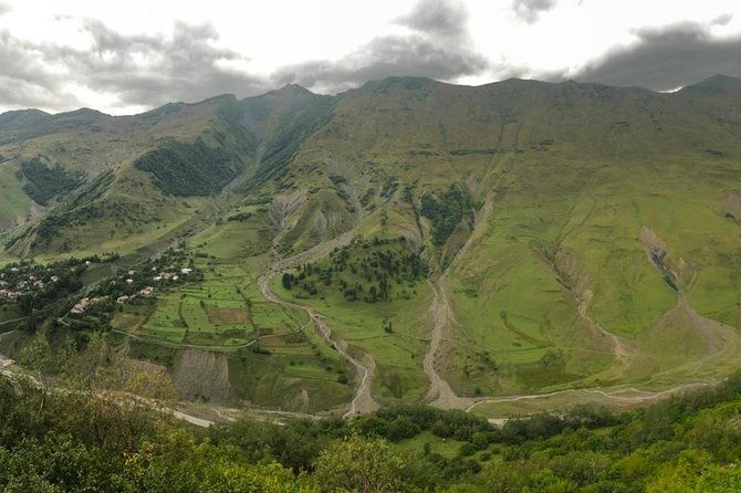 2-days-trip-to-kazbegi-overnight-in-juta-stepantsminda-gudauri