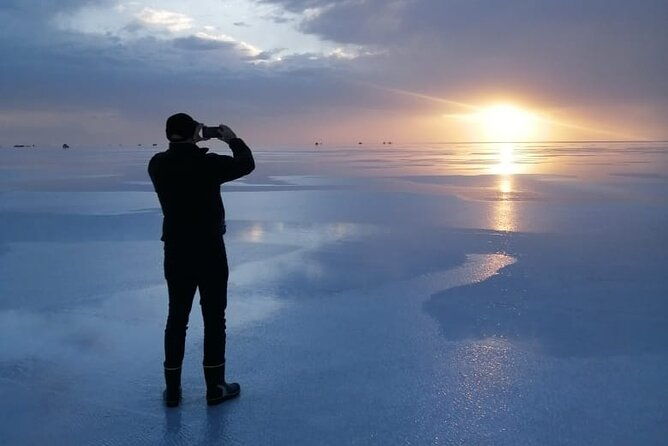 2-days-uyuni-salt-flats-including-laguna-colorada