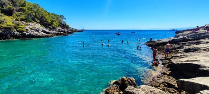 2-days-vieste-transfer-to-the-tremiti-islands-cave-tour