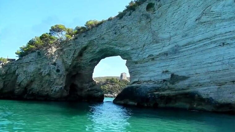 2-days-vieste-transfer-to-the-tremiti-islands-cave-tour