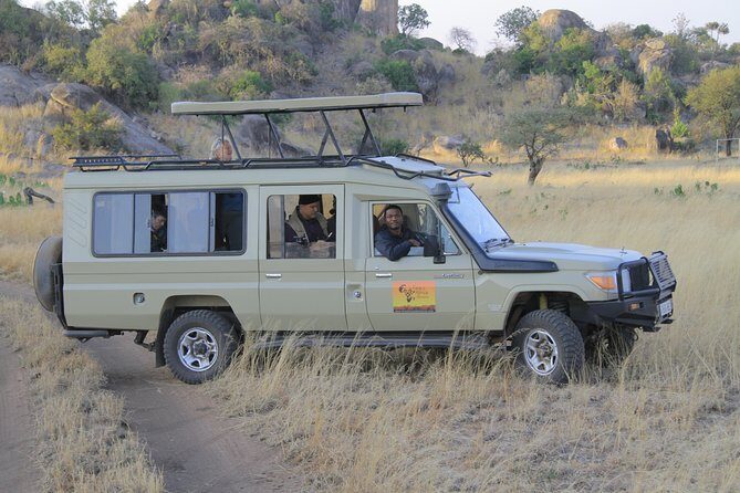 2 Days Wildlife game drives Through Tarangire and Ngorongoro Crater - Exploring the Itinerary: What to Expect from Each Day