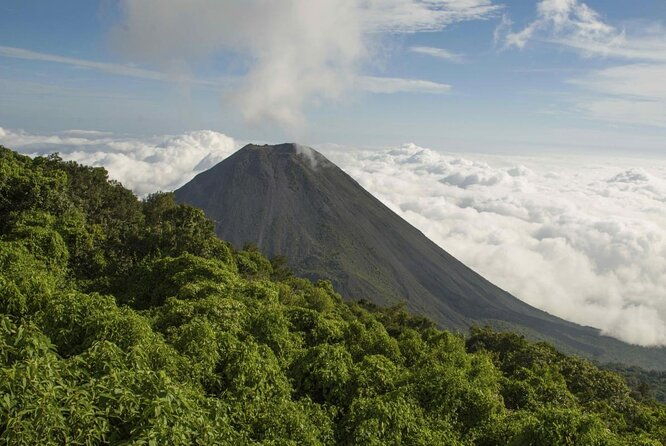 2-different-sightseeing-in-1-day-tour-volcanoes-park-and-two-mayan-sites